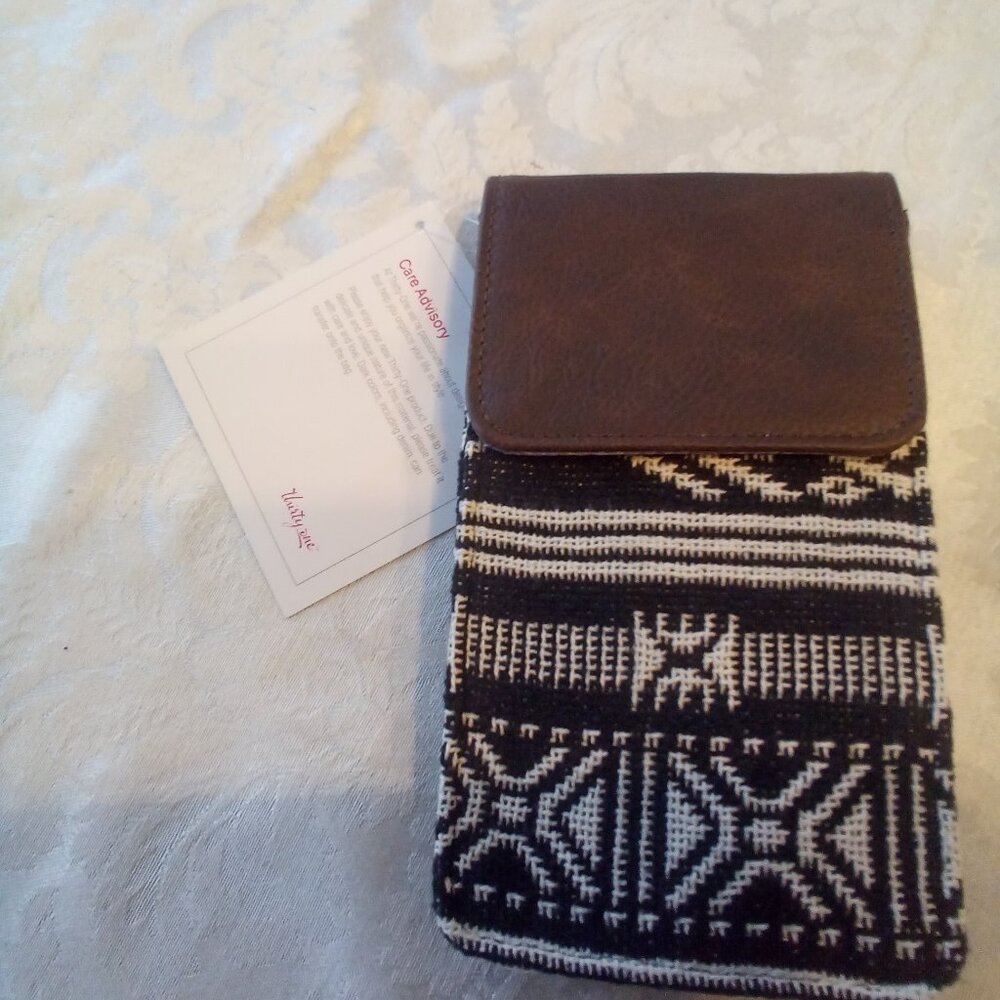 Thirty-One Rio Wave Pattern Cross Body New In Package Lightweight - Picture 4 of 5